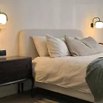 Stunning Riverview Apartment