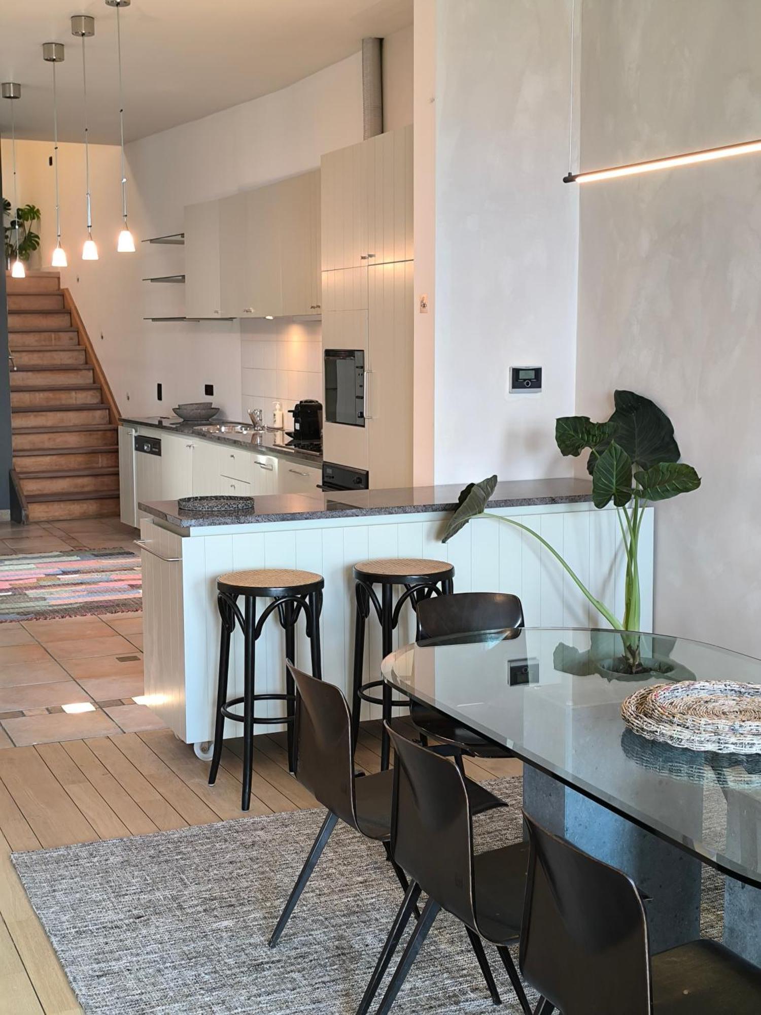 Stunning Riverview